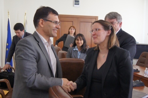 Bulgaria: IMF Downgrades Bulgaria's 2011, 2012 Growth Forecast