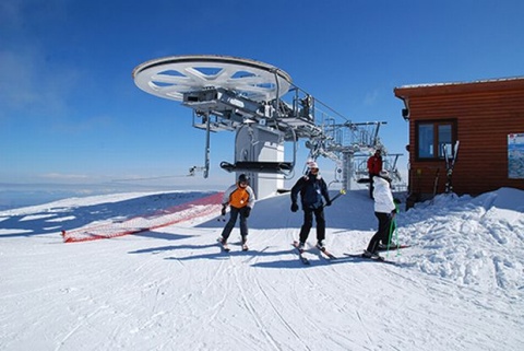 Bulgaria: Bulgarian Ski Resort Borovets Opens Winter Season with 'Fire&Ice'