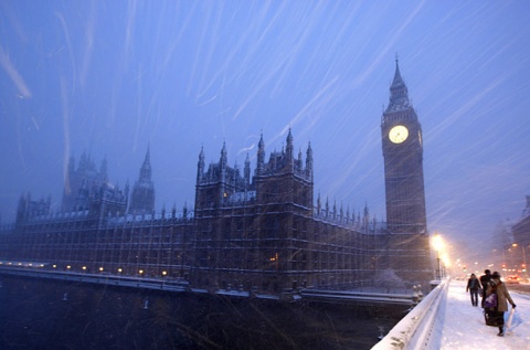 Winter Storm Kills 2 in Great Britain: Winter Storm Kills 2 in Great Britain