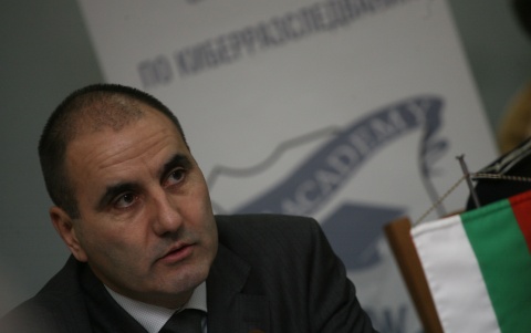 Bulgaria: Bulgaria's Rulers Deny Bribing Independent MPs
