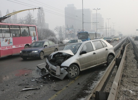 Bulgaria: Heavy Crash Clogs Sofia Major Thoroughfare