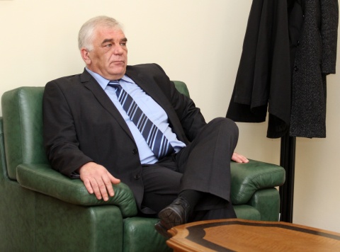 Bulgaria: Bulgarian Customs Agency Head Faces Fine for Inadvertent Disclosure of Classified Data