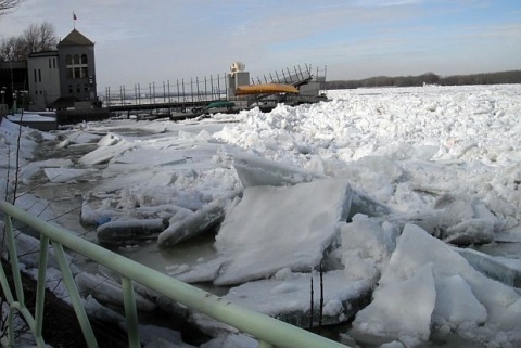 Bulgaria: Bulgaria, Romania Mull Blasting Danube Ice
