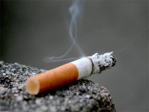 Bulgarian Business Warns of 20% Bankruptcy over Smoking Ban: Bulgarian Business Alarms of Bankruptcies over Smoking Ban