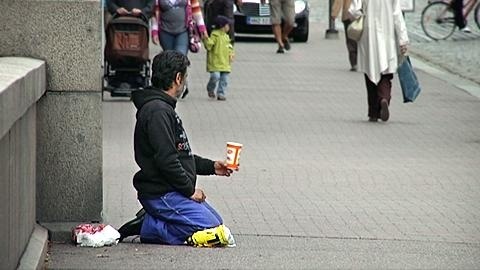 Bulgaria: Finland Party Wants to Ban Begging over Bulgarian, Romanian Roma