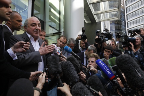 Bulgaria: Abramovich Beats Berezovsky in Russian Oligarch's UK Court Battle