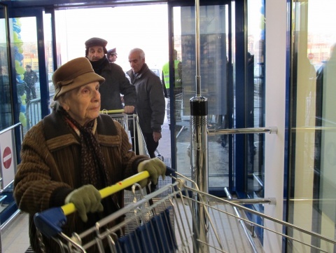 Bulgarian Households Economic Situation Worsens - Poll: Bulgarian Households' Economic Situation Worsens - Poll