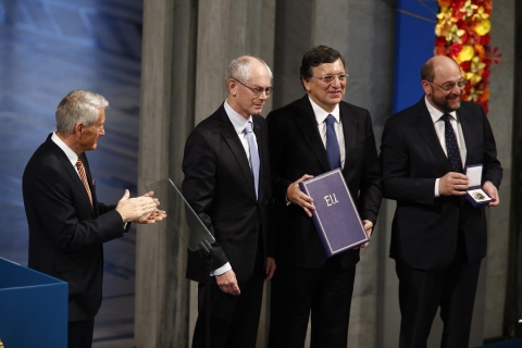 Bulgaria: EU Chiefs Receive Union's Nobel Peace Prize