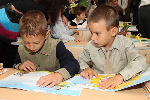 Bulgaria: Bulgaria with Worse Literacy Rate than Kyrgyzstan, Tonga