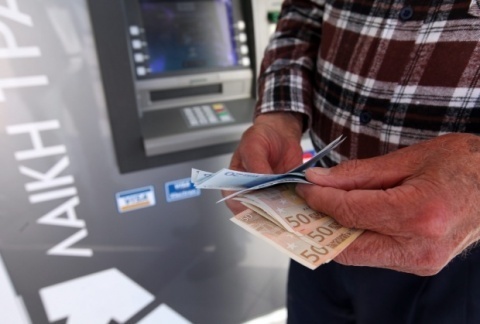 Bulgaria: Cyprus Banks Ordered to Stay Closed Until Thursday