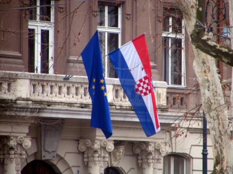 Croatia Holds First EP Elections: Croatia Holds First EP Elections