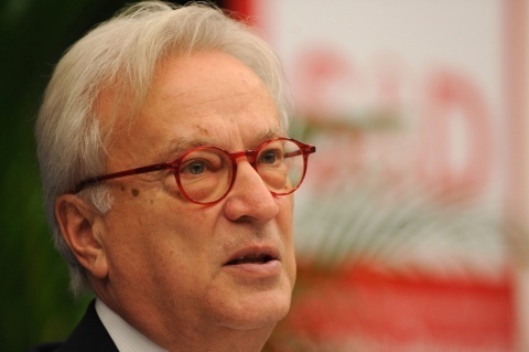 Bulgaria: Swoboda Hits Back at Daul, Defends Bulgarian Socialists