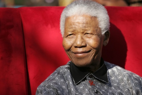 Bulgaria: Mandela Remains in Intensive Care as South Africa Prays