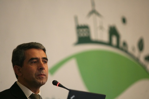 Bulgaria: Bulgaria's President Signs Decree on Promulgation of Energy Act Amendments