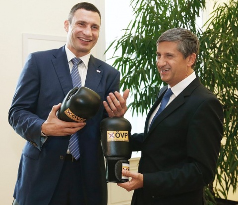 Bulgaria: Boxer Vitali Klitschko to Run for Ukrainian Presidency