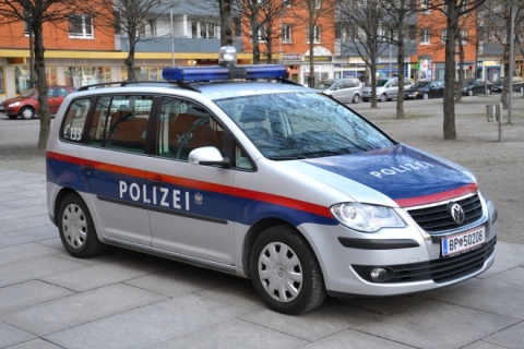Bulgaria: Bulgarian Car Blown Up in Vienna