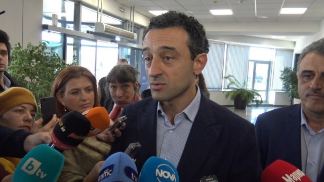 Bulgaria: Bulgarian Minister of Innovation: All Ukrainian Refugees are Welcome in our Country