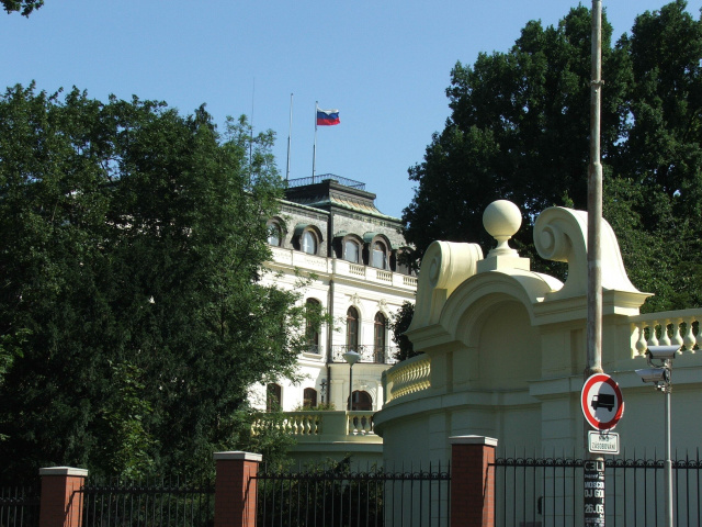 Bulgaria: The Czech Republic will also Expel 70 People from its Russian Embassy