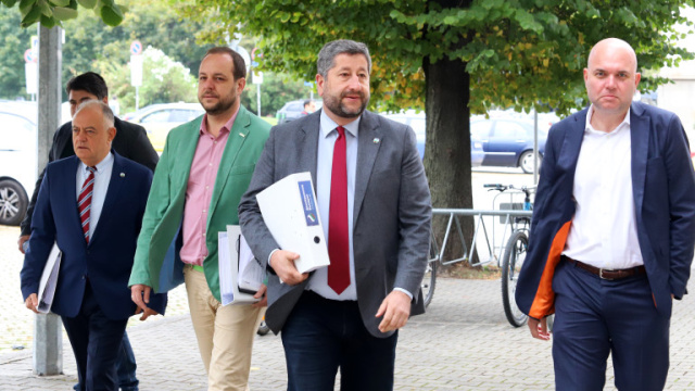 Bulgaria: “Democratic Bulgaria” proposes Indefinite Accommodation for Ukrainian Refugees