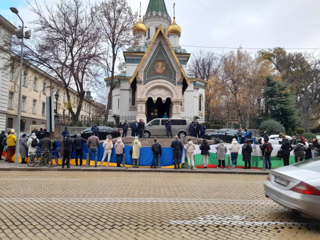 Bulgaria: Bulgaria: Protest blocked the Russian Ambassador and the Russian Metropolitan in Sofia