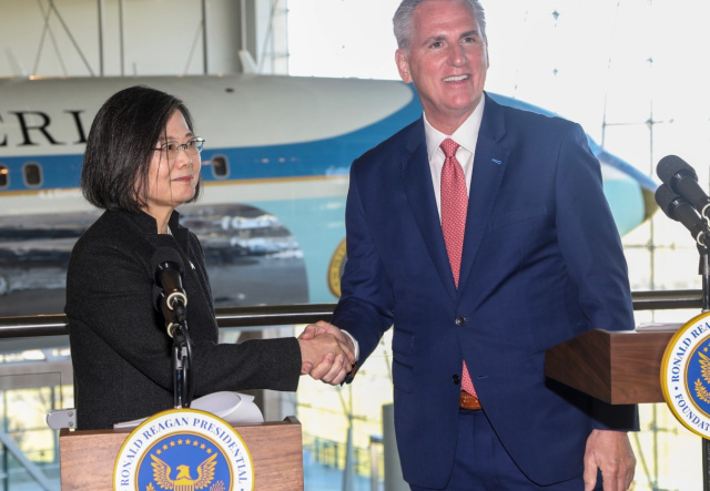 Bulgaria: Citing Reagan: Tsai Ing-wen met with Kevin McCarthy in the US