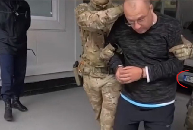 Bulgaria: The Russians showed the Arrest of a Bulgarian for Sabotage in Front of a Bus with Bulgarian License Plates