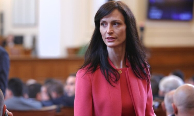 Мария Габриел Борисов няма да се откаже от имунитета си, докато не се проведе съдебната реформа – Novinite.com