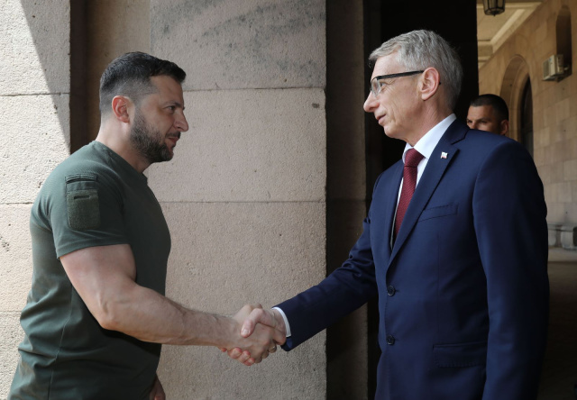 Bulgaria: Zelensky gave a List of Weapons and Ammunition according to the Bulgarian Minister of Defense