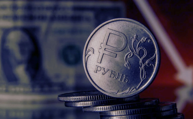 Bulgaria: Russia Suspends Forex Purchases Amid Ruble Freefall and Economic Challenges