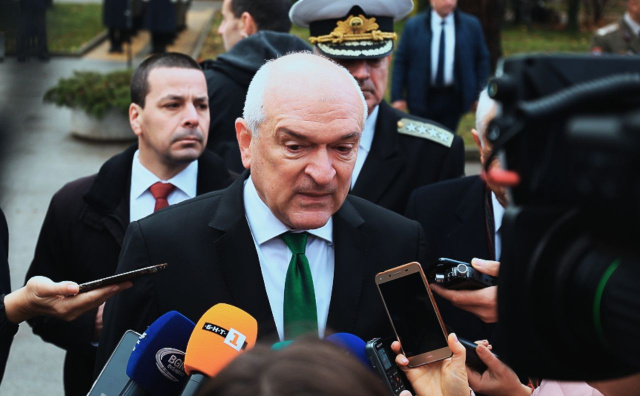 Bulgaria: Bulgaria's PM Urges Parliament to Prioritize Budget Adoption Amid Political Uncertainty