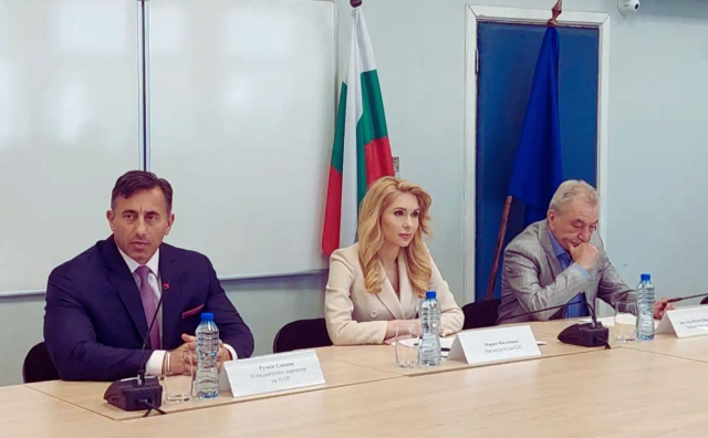 Bulgaria: Bulgaria Unites Watchdogs to Curb Price Hikes Ahead of Eurozone Entry