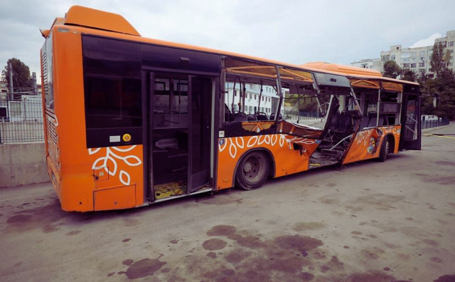 Bulgaria: Bulgaria: Simulation Shows How a 200 km/h Car-Bus Collision Can Turn Fatal (VIDEO)