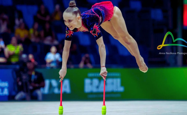 Bulgaria: Bulgaria's Stiliana Nikolova Secures Third Place in World Rhythmic Gymnastics Qualifiers in Rio