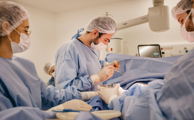 Bulgaria: Over Half of Bulgarian Doctors Face Aggression, Public Blames Them Too, Survey Finds