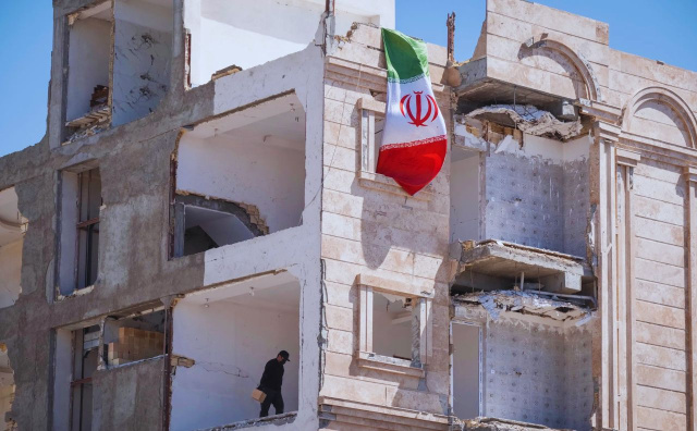 Bulgaria: Iran War Day 38: Ceasefire Talks Race Against Time as Strikes Continue