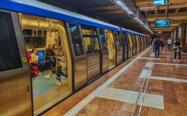 Bucharest Metro Fares to Jump 40% from May 1 After New Transport Price Hike