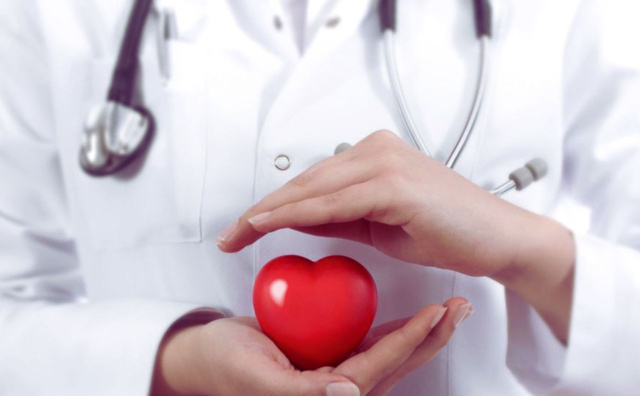 Bulgaria: Bulgaria’s Doctors Demand 25% Pay Rise as Health System “On the Brink”