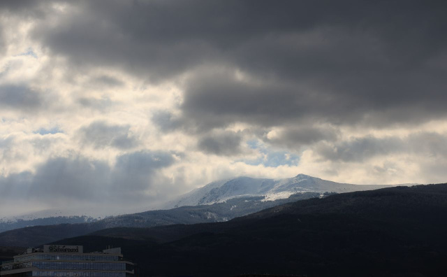 Bulgaria: Weather in Bulgaria: Mixed Easter Forecast With Sun, Rain, and Gradually Rising Temperatures